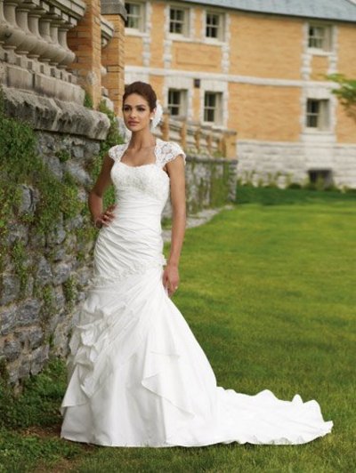 Mon Cheri Bridals 8